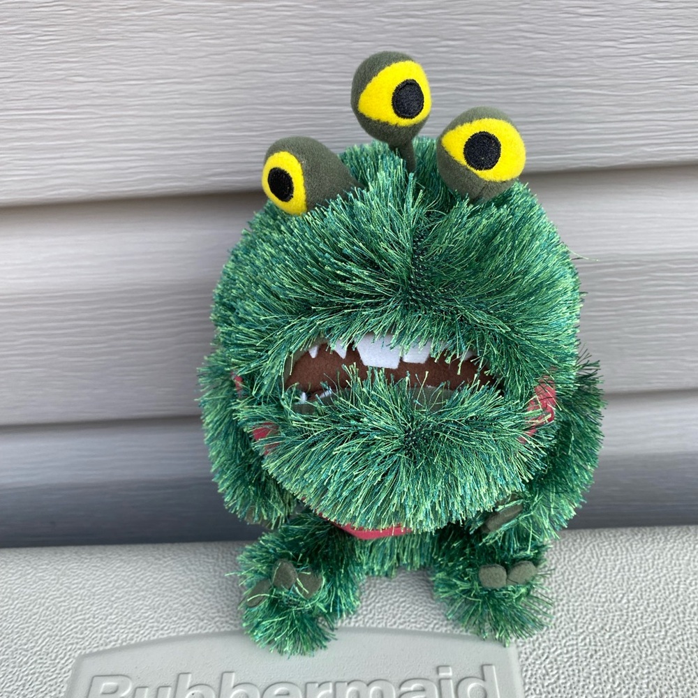 Pixar Disney Store Monsters University Plush Reggie 7"